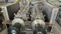 Penghancur Roll Ganda Berpaku (Double Toothed Roll Crusher)