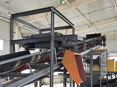 Pemisah Magnetik Overhead